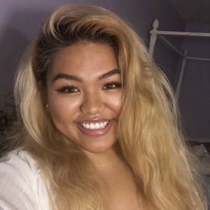 Meet your Posher, Kesiah